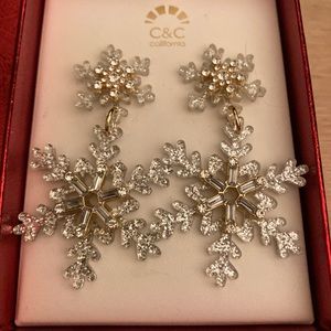 C&C California snowflake earrings